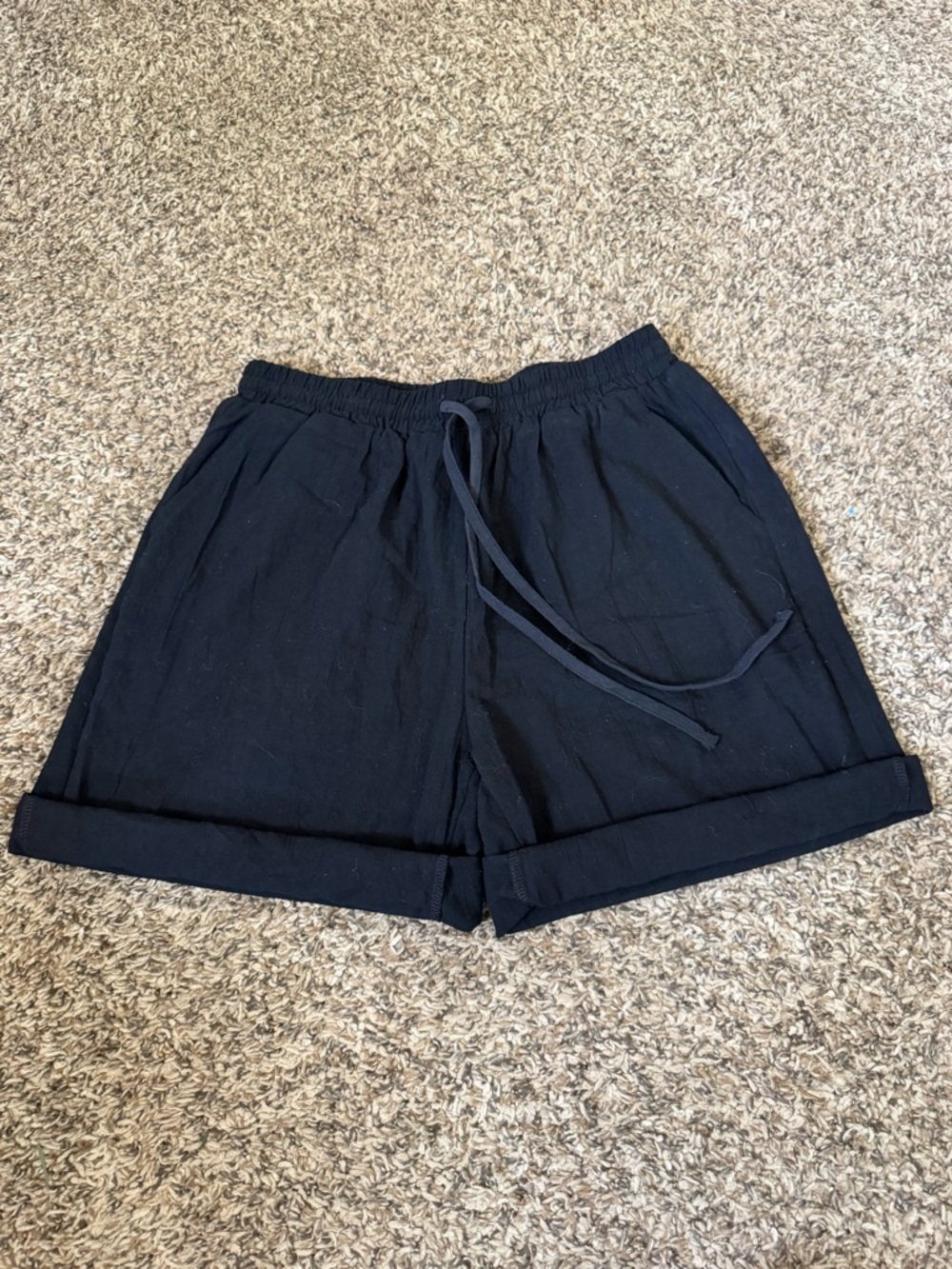 Women's Black Drawstring Linen-Blend Shorts